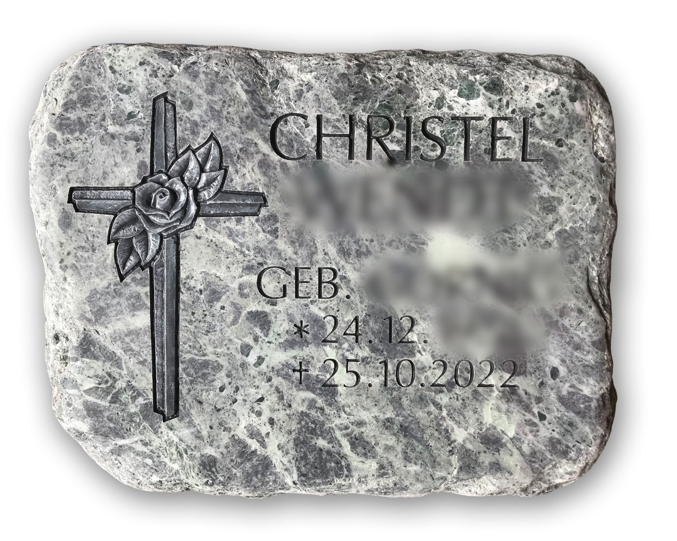 Liegender Grabstein mit halbplastisch gehauenem Kreuz und Rose